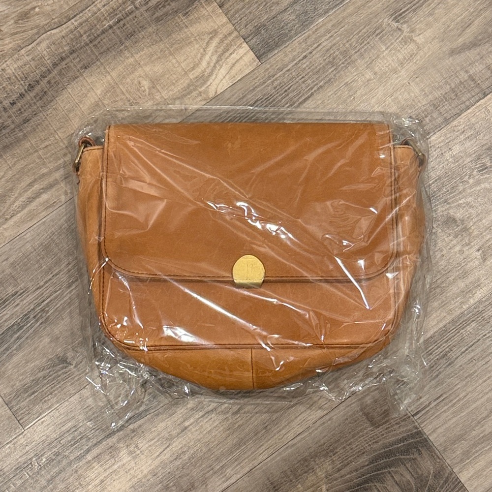 Madewell The Abroad Leather Shoulder Bag Saddle Caramel Camel